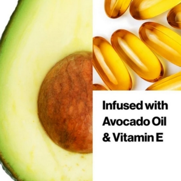 ⭐️ 4x HOST PICK ⭐️ Red Lacquer Super Lustrous Lipstick - Picture 6 of 7